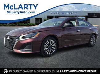 Used 2025 Nissan Altima 2.5 SV video 1