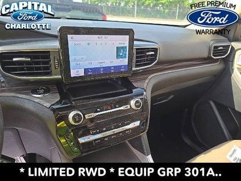 Used 2021 Ford Explorer Limited w/ Equipment Group 301A RWD image 13