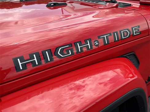 New 2025 Jeep Gladiator High Tide image 33