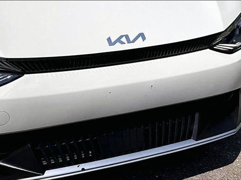 Used 2024 Kia EV6 Light RWD image 33