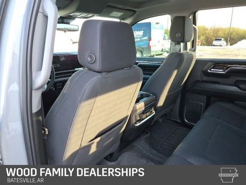 Used 2024 GMC Sierra 1500 Elevation image 22