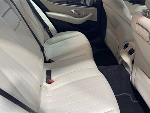 Used 2019 Mercedes-Benz E 300 w/ Premium 1 Package image 16
