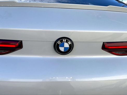 Used 2022 BMW X6 xDrive40i w/ M Sport Package image 30