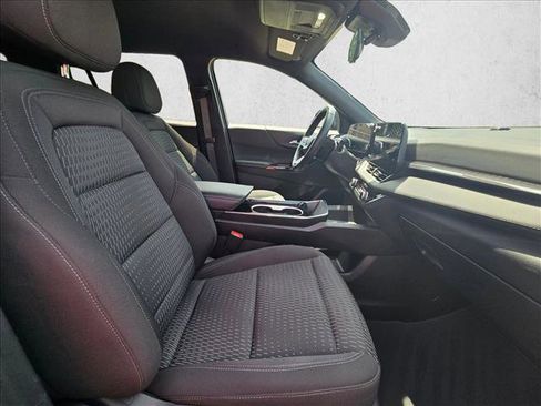 Used 2025 Chevrolet Equinox LT AWD/4WD image 20