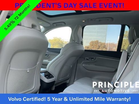 Certified 2024 Volvo XC90 B5 Plus image 31