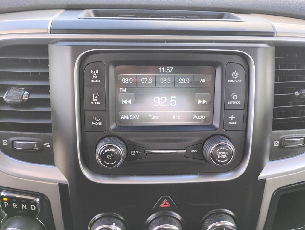 Used 2017 RAM 1500 Classic SLT AWD/4WD image 17