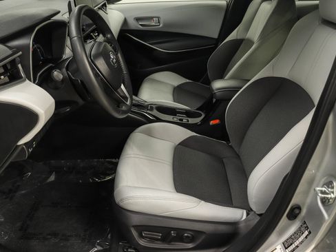 Used 2023 Toyota Corolla XSE FWD image 16