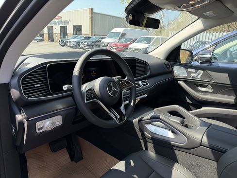New 2026 Mercedes-Benz GLE 350 4MATIC image 9