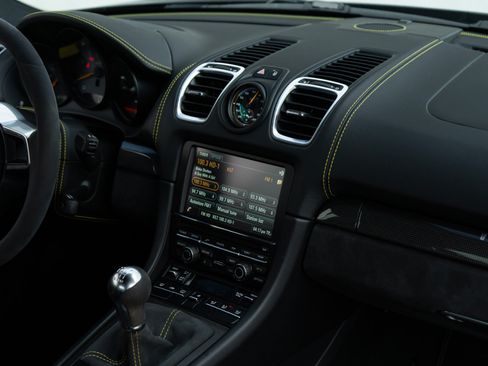 Used 2016 Porsche Cayman GT4 RWD image 23