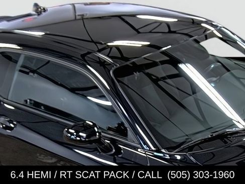 Used 2022 Dodge Challenger R/T Scat Pack RWD image 16