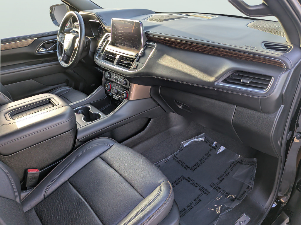 Used 2024 Chevrolet Tahoe High Country AWD/4WD image 13