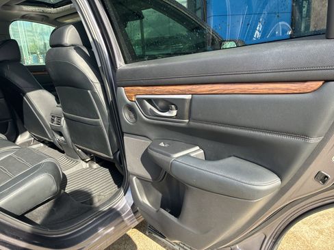 Used 2022 Honda CR-V Touring image 14