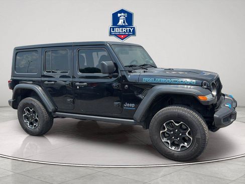 Used 2023 Jeep Wrangler Unlimited Rubicon 4xe w/ Cold Weather Group AWD/4WD image 14