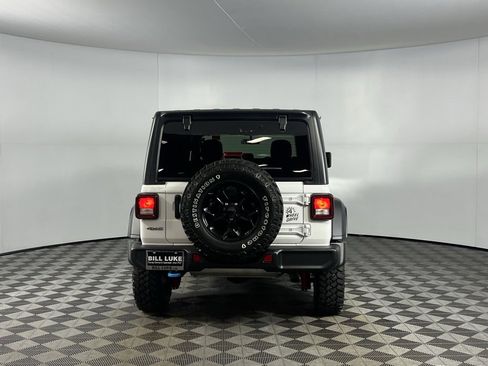 Certified 2023 Jeep Wrangler Unlimited image 8