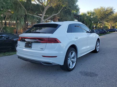 Certified 2023 Audi Q8 Premium w/ Convenience Package AWD/4WD image 5