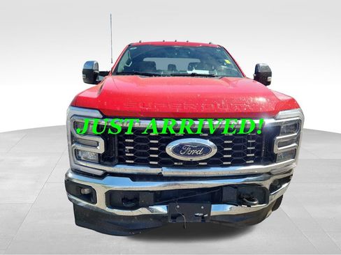 Used 2025 Ford F350 Lariat w/ Chrome Package AWD/4WD image 2