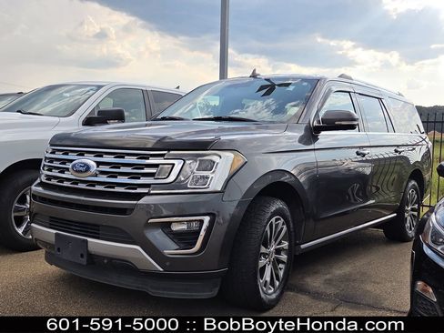Used 2018 Ford Expedition Max Limited RWD image 1