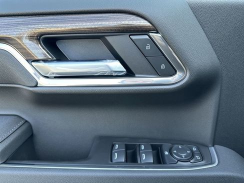 Used 2025 Chevrolet Silverado 1500 LT Trail Boss w/ Convenience Package II image 24