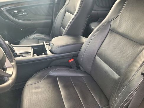 Used 2016 Ford Taurus Limited image 11