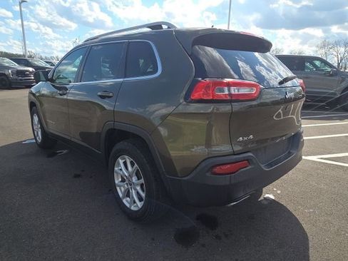 Used 2015 Jeep Cherokee Latitude w/ Cold Weather Group image 13