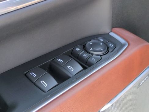 Used 2024 GMC Sierra 3500 Denali Ultimate AWD/4WD image 13