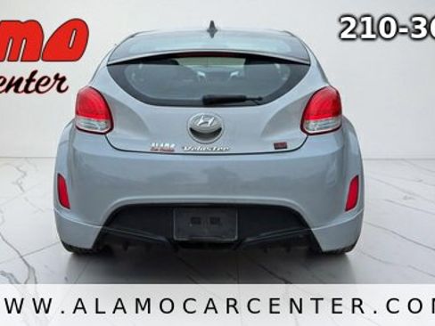 Used 2013 Hyundai Veloster RE:MIX Edition FWD image 4