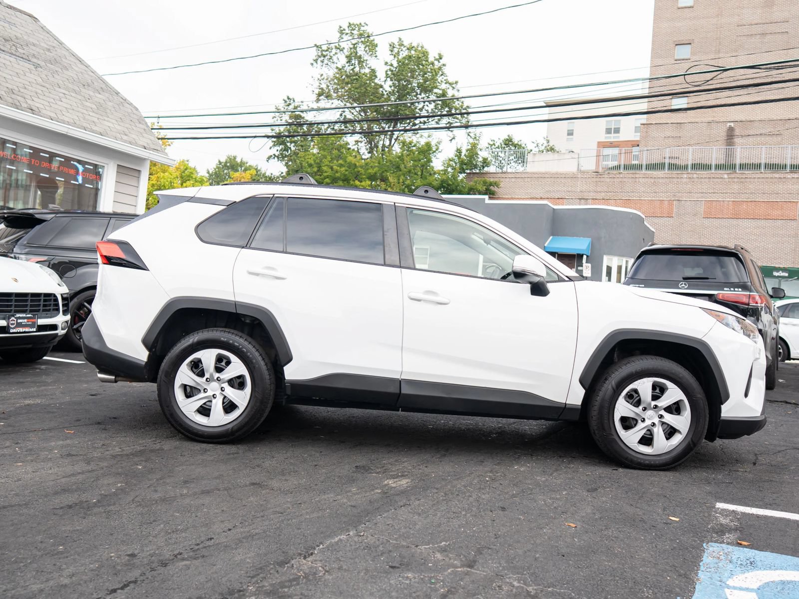 Used 2019 Toyota RAV4 LE w/ All Weather Liner Package AWD/4WD image 2