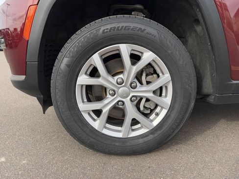 Used 2022 Jeep Grand Cherokee L Limited w/ Trailer Tow Group (B) image 11