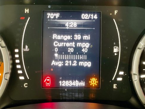 Used 2016 Jeep Renegade Sport w/ Power & Air Group image 8