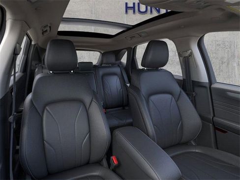 New 2025 Ford Escape SE w/ PHEV Premium Package image 10