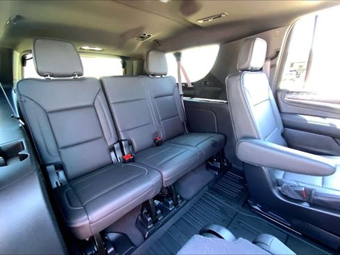Used 2024 GMC Yukon XL Denali w/ Denali Reserve Package AWD/4WD image 20
