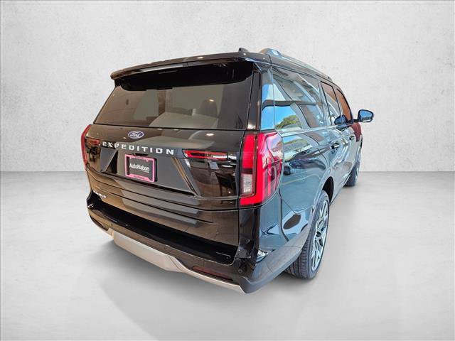 New 2025 Ford Expedition Platinum w/ Platinum Ultimate Package AWD/4WD image 2