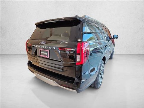 New 2025 Ford Expedition Platinum w/ Platinum Ultimate Package AWD/4WD image 2