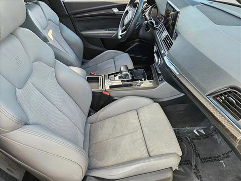 Used 2022 Audi SQ5 Premium Plus w/ Premium Plus Package image 19