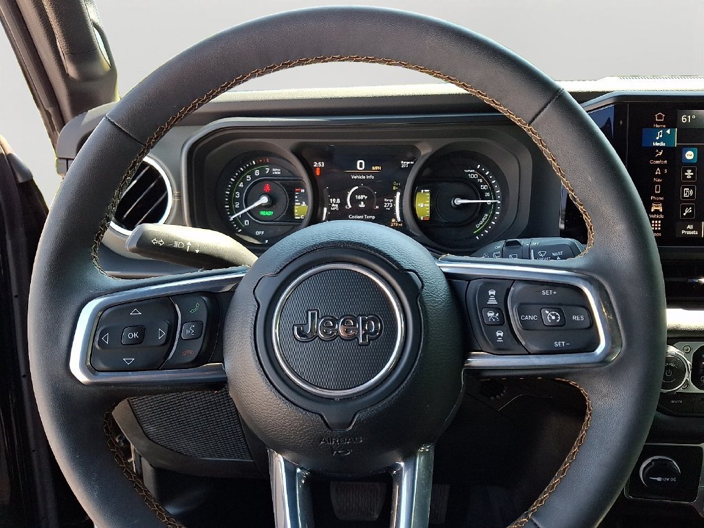 Used 2024 Jeep Wrangler High Altitude AWD/4WD image 19