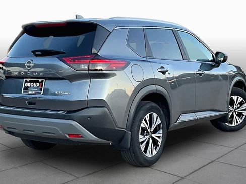 Used 2023 Nissan Rogue SV w/ SV Premium B Package AWD/4WD image 13