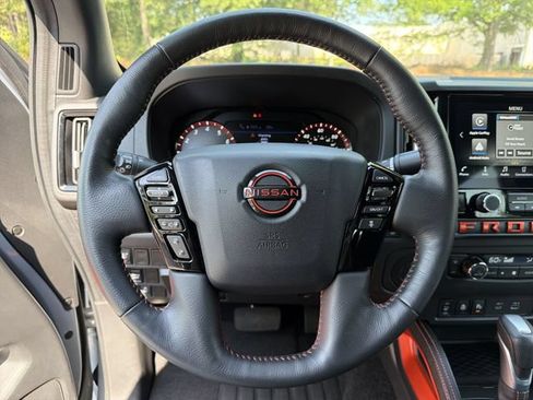 Used 2025 Nissan Frontier Pro-X w/ Pro Convenience Package RWD image 14
