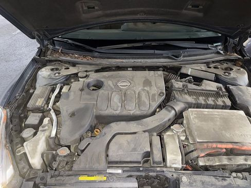 Used 2010 Nissan Altima Hybrid Sedan image 18