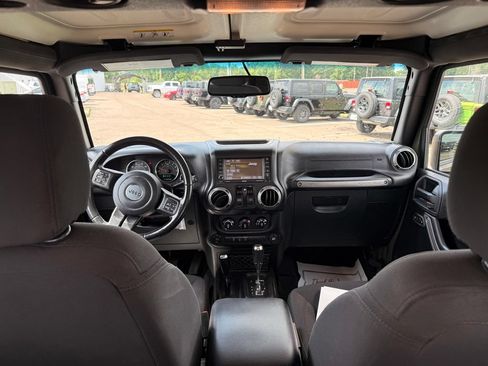 Used 2016 Jeep Wrangler Sport AWD/4WD image 27