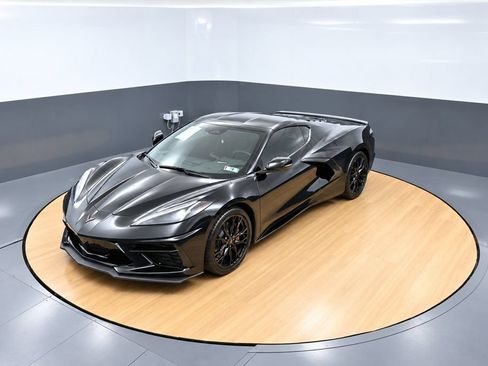 Used 2026 Chevrolet Corvette Stingray Coupe w/ Battery Protection Package RWD image 4