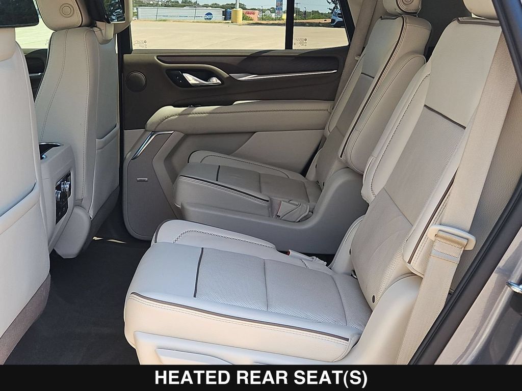 Used 2021 GMC Yukon Denali w/ Denali Ultimate Package AWD/4WD image 17