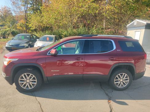 Used 2018 GMC Acadia SLE image 3