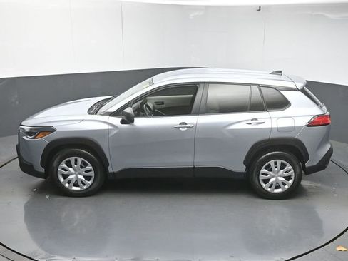 Used 2023 Toyota Corolla Cross L image 43