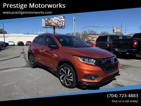 Used 2020 Honda HR-V Sport image 1