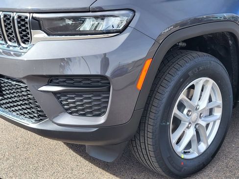 New 2026 Jeep Grand Cherokee Laredo w/ Trailer Tow Package image 8