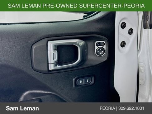 Used 2024 Jeep Gladiator Sport image 17