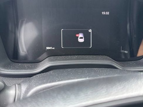 Used 2026 Toyota Corolla LE FWD image 4