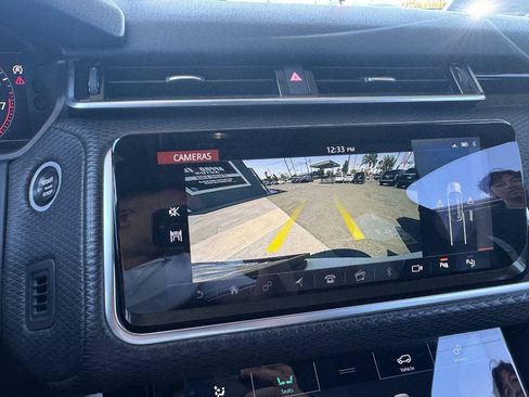 Used 2019 Land Rover Range Rover Velar R-Dynamic SE AWD/4WD image 16