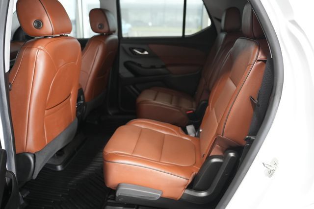 Used 2020 Chevrolet Traverse High Country AWD/4WD image 16