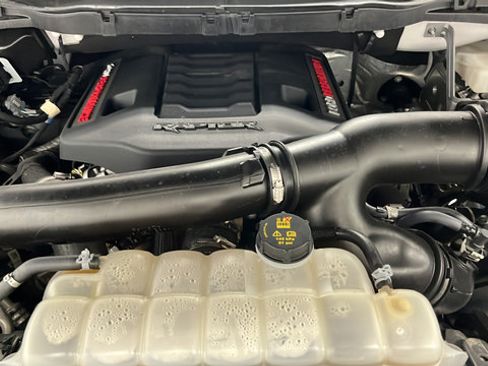 Used 2023 Ford F150 Raptor AWD/4WD image 28